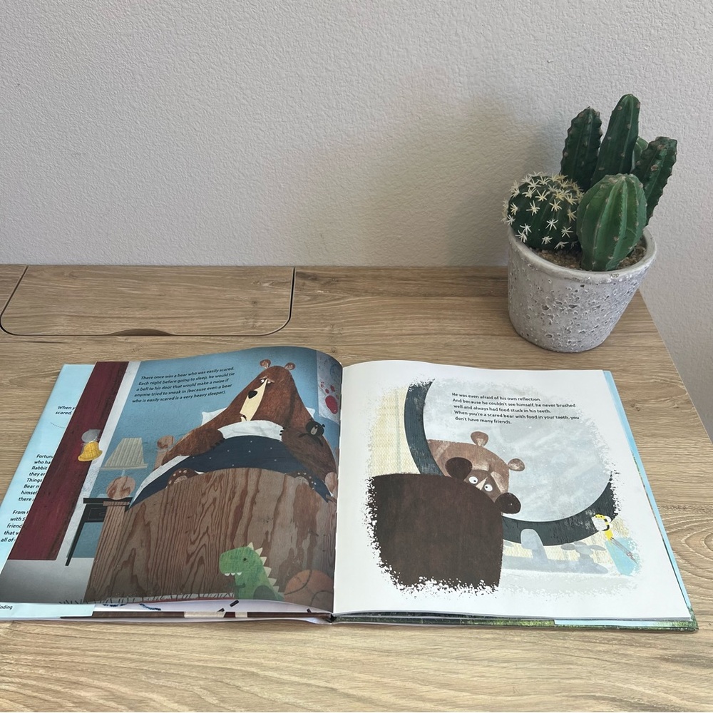 Seth Meyers I’m Not Scared You’re Scared Hardcover Kids Picture Book 2022 - Picture 11 of 15